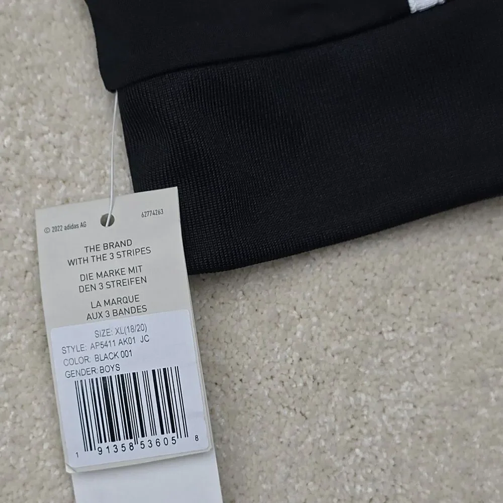 adidas essentials boy